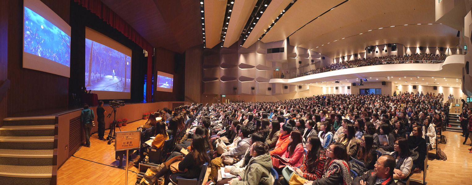 幾米的講座吸引了約1,500觀眾，座無虛設。